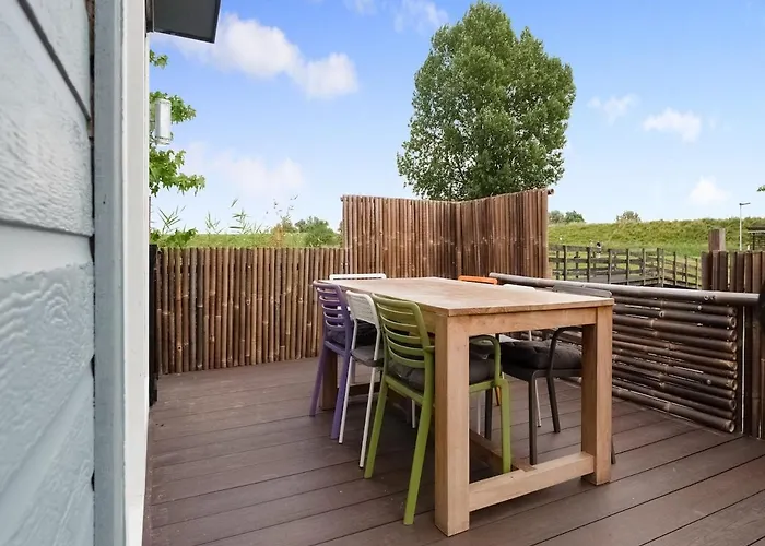 Chalé The Blue House - Heerlijk Aan Het Water Ooltgensplaat