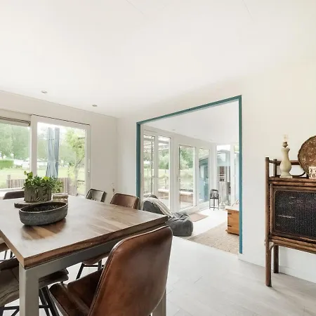 The Blue House - Heerlijk Aan Het Water