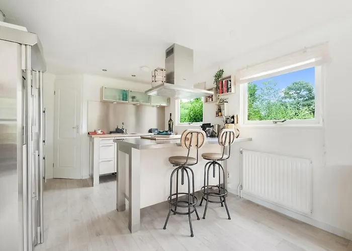 The Blue House - Heerlijk Aan Het Water Dağ evi Ooltgensplaat